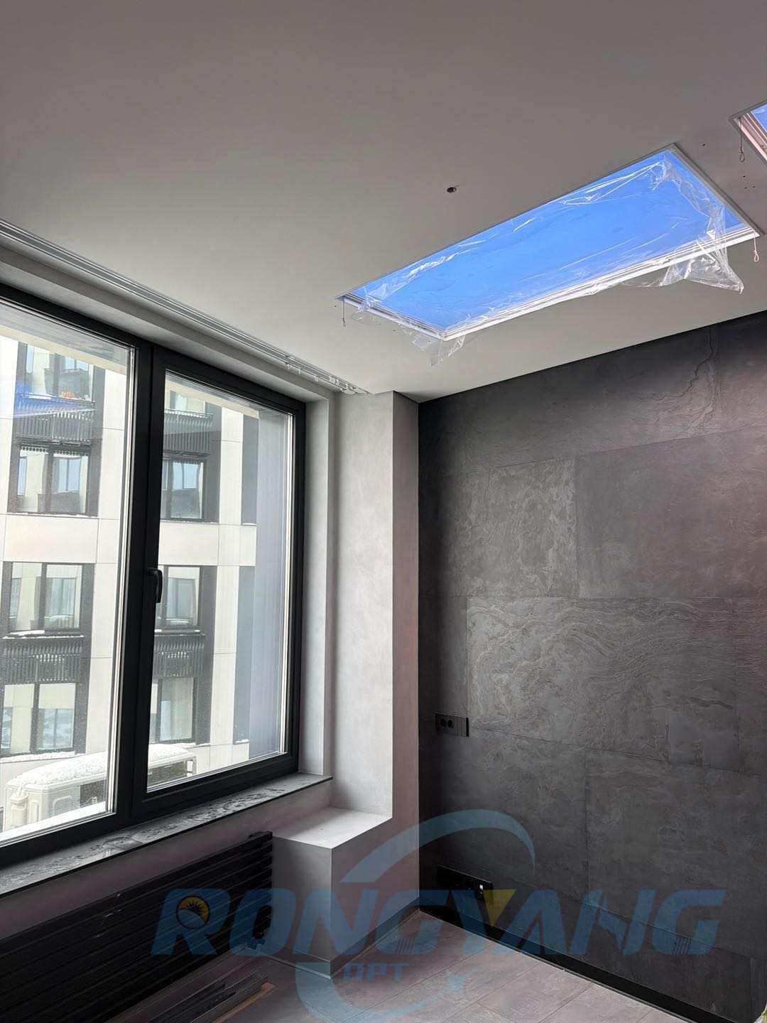 最新の企業ブログについて Why Artificial Skylights Are Replacing Conventional Ceiling Lights