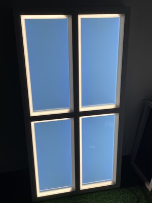 2100-7500K 色温度 レイリー散乱 LED照明付きフェイクウィンドウライト、100-240V 電圧